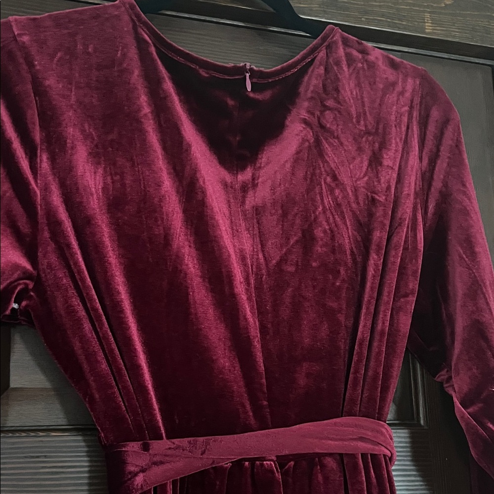 Women's Long Burgundy Dress with V-Neck
